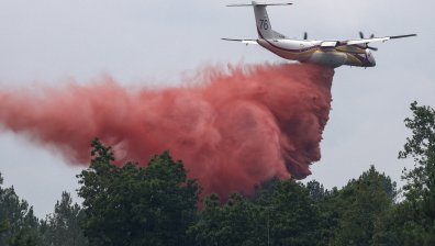 Огненият Ад, който изпепелява Югозападна Франция (СНИМКИ)