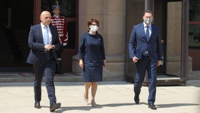 От ГЕРБ/СДС решават дали да върнат мандата неизпълнен