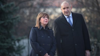 Радев в Гърция: Нужен е колективен натиск, за да спре войната в Украйна