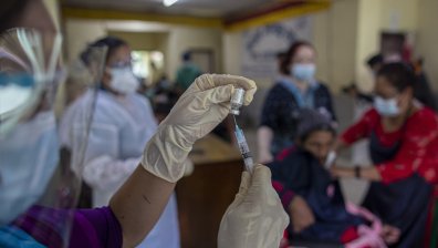Д-р Фаучи: Ваксината на Johnson & Johnson е клинично ефективна срещу Делта варианта