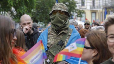 Равноправен марш, организиран от ЛГБТ+ общността в Киев (СНИМКИ)
