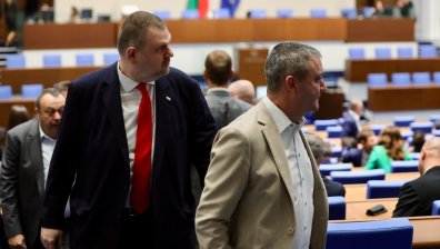 Помилването на "петричкия Ескобар" превърна парламента в предизборна арена