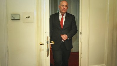 ВАС не уважи искането на Гешев да го върне в прокуратурата