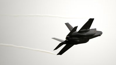 Американски изтребител се разби в Южна Корея при учение