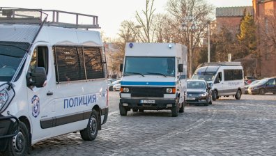 Съдят момче и момиче, задигнали велосипед, раница и портмоне в София