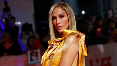 Дженифър Лопес: Започвах връзки, защото не ми харесва да съм сама