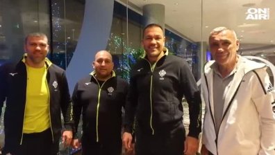 Кобрата тренира вече в Лондон, тестът му за Ковид-19 е отрицателен