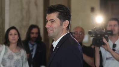 Петков: Василев ще си подаде оставката, ако бюджетът не бъде приет