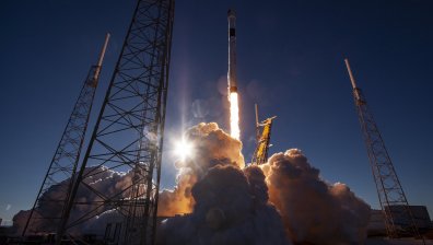 SpaceX с успешен тест на система за аварийно спасяване (+Видео)
