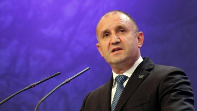 Радев поиска Гърция да бъде включена в "Три морета"
