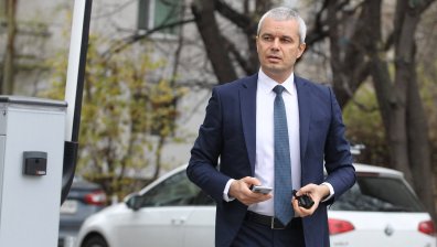 Костадинов се закани: Няма да допуснем въвеждане на еврото в България