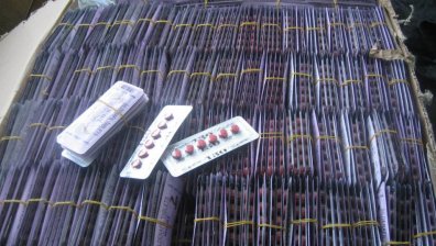 Пипнаха турски шофьор с близо 60 000 сексуални стимуланти, контрабандни парфюми и дрехи