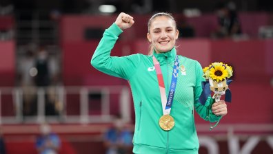 Ивет Горанова се прибира от Токио, в родния ѝ град подготвят специална церемония