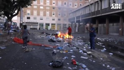 Бежанци нападнаха полицаи в Рим