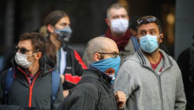 Ваксина? Маските ще са необходими още дълго време