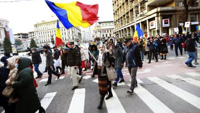 Ковид-19 притиска Румъния, удължиха ограничителните мерки