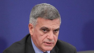 Янев отговори на ГЕРБ: Всеки избира как да води предизборната си кампания