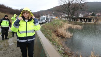 Столичният кмет проверява състоянието на язовир "Мърчаево"