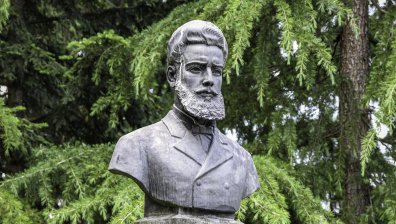 Вечните цитати на Ботев: "Тежко, брате, се живее между глупци неразбрани"