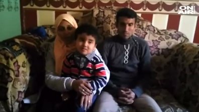 Египетски полицаи спасиха падащо от третия етаж дете