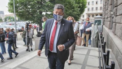 И ЦИК отказа да регистрира листата на "Демократична България" в Стара Загора
