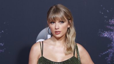 И без концерти Тейлър Суифт оглави Billboard с над $23 млн. приходи за 2020 г.