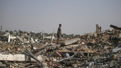 Десетки хора са загинали след нови удари на Израел по Газа и Ливан