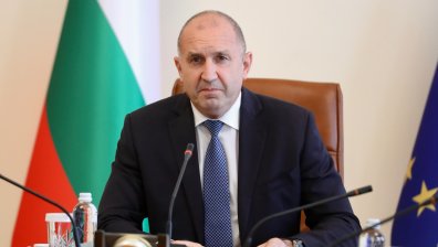 Радев: Купуваме още 5 зенитно-ракетни комплекса и висок клас дронове