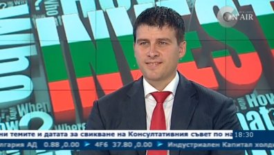 Ивелин Михайлов: Когато инвестира, българинът търси далавера