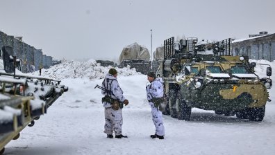 В бойна готовност: Може ли да се определи дата за руска инвазия в Украйна?