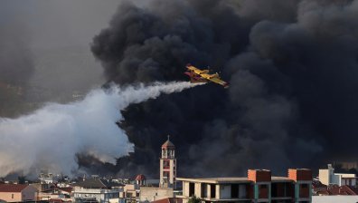 Европа е в пламъци: Пожари бушуват в Гърция, Испания и Португалия