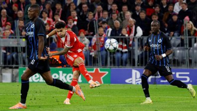 "Байерн" (Мюнхен) разби "Брюж", "Ливърпул" спря пропадането си срещу "Айнтрахт"