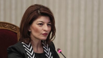 Атанасова: Очакваме диалог без клишета и внушения с "Промяната"