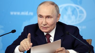 Путин назначи за зам.-министър на отбраната своя роднина