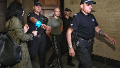 Съдът отказа по-лека мярка за Васил Михайлов, отрича да е нарушил домашния арест