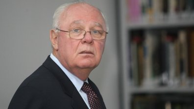 Пардю: България много греши, свърши времето за тормоз над Северна Македония
