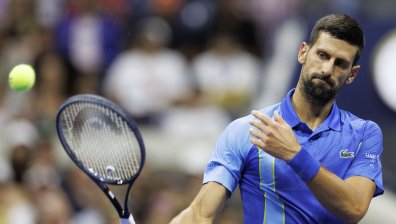 Джокович отнесе Мюлер пред очите на семейство Обама, връща се под №1