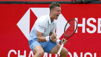 Иржи Лехечка надви Джак Дрейпър за първи финал в Лондон