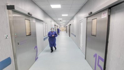 Частично се разрешават свижданията в болниците