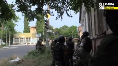 Проруски сепаратисти свалили военен самолет в Луганск