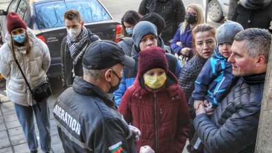 Близо 120 000 украинци са влезли в България от началото на войната