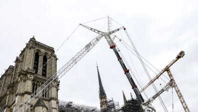 "Строежът на века" върви към своя край, откриват "Нотр Дам" през декември