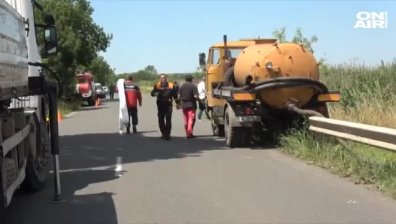 Разлив на нефт вдигна Бургас на крак