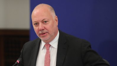 Желязков прогнозира "удължен бюджет" заради политическия спор