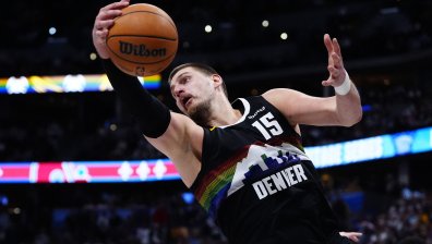"Денвър" надви "Минесота" след продължение във фамозен мач на Никола Йокич