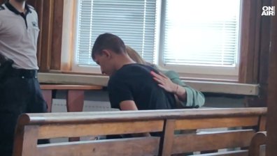 Близки на един от обвиняемите за побоя над шефа на МВР в Русе: Провокирали са ги (ВИДЕО)