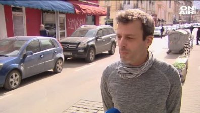 Запълниха дупките по ул. "Цар Иван Шишман" с... павета
