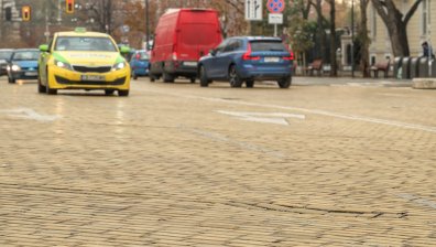 Нова година, нов ремонт на жълтите павета в София (ВИДЕО)