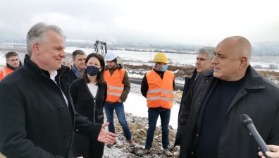 Борисов: Имаме магистрала, у нас е и най-ниският данък в Европа
