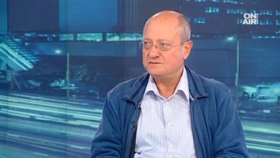 Тодор Танев: Трябва да съкратим специалностите, не университетите